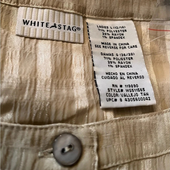 White Stag top, dead stock, size Large. - Picture 2 of 3